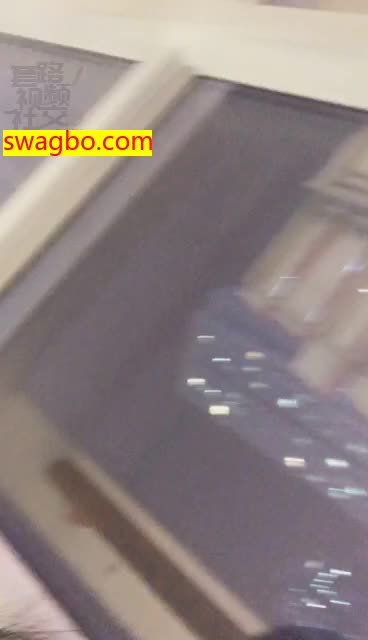必看商场_逛街走累了现场调教狗奴-歌迪丝S_20181023234451 -套路艾彩视频