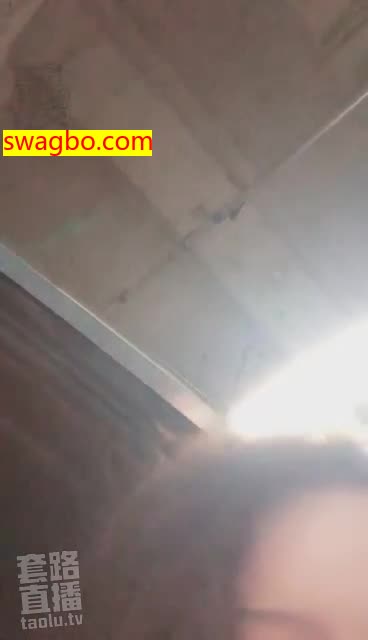 车库训练爬行舔鞋_妆主大大_20181005233131 -套路艾彩视频