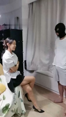 【夏芙】被沐足店老板娘玩的一天 bf18214 -套路艾彩视频