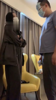 【夏夏s】聚会偷闻袜子被驯化 bf18120 -套路艾彩视频