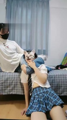 【暴力美学】闺蜜母畜-腿绞窒息/卡脖子窒息 bf17796 -套路艾彩视频