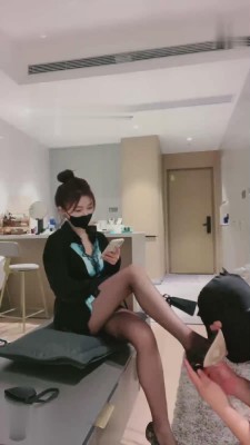 【美美子】网红模特诱惑老板做狗 bf17578 -套路艾彩视频