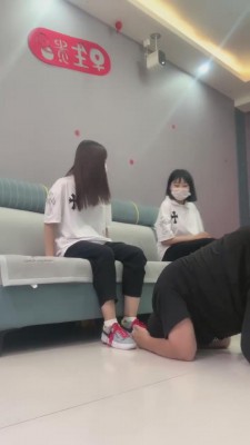 【精神小妹】三小妹暴力场/自由发挥打废 bf15064 -套路艾彩视频