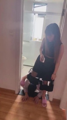 【小猫咪】家奴生活化伺候下班主人 bf14853 -套路艾彩视频