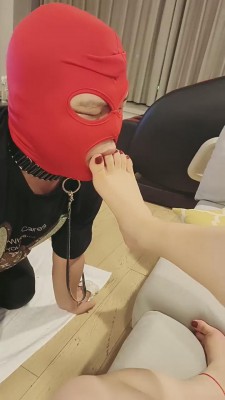 【咩祖】手脚并用抽耳光 bf14742 -套路艾彩视频