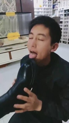【雪儿】各种刑具狠抽专场 bf14560 -套路艾彩视频