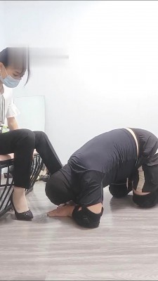 【欣主子】心情不好找狗虐 bf14352 -套路艾彩视频