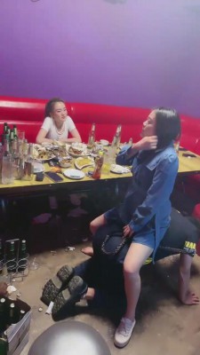 【逗逗】教素人闺蜜驯化不听话的男友 bf14333 -套路艾彩视频