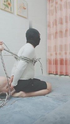 【灵竹】捆绑绳艺/体罚开发 bf14227 -套路艾彩视频