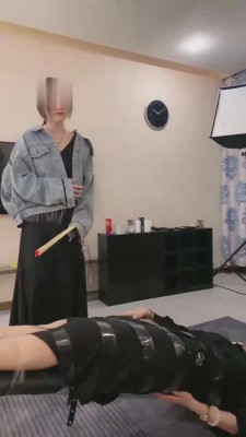 【领主老大】极限虐待素人母畜+奴下奴 bf14056 -套路艾彩视频