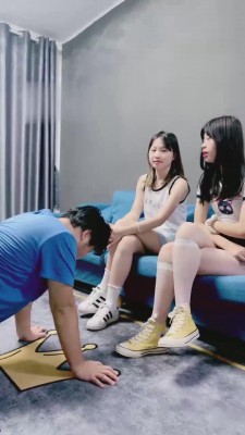 【婷婷】带素人 学生闺蜜首调 bf17272 -套路艾彩视频
