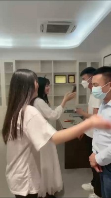 【狗哥】素人-女神惩罚猥琐男员工 bf12906 -套路艾彩视频