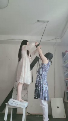 【御姐丝丝】被御姐吊起来打飞起 bf12729 -套路艾彩视频