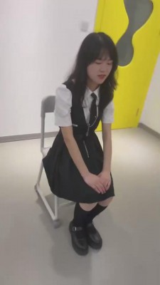 【狗哥】jk女生收拾老师 bf12502 -套路艾彩视频