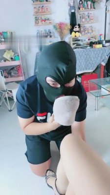 【美离子】对狗东西发泄起床气 G-210822-12 -套路艾彩视频