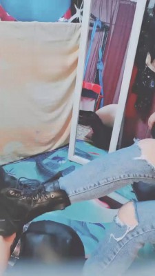 【西安欣】牛仔裤-马丁靴的狗子 G-210829-23 -套路艾彩视频