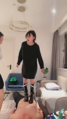 【微希】双S全体重重度踩踏专场 bf4150 -套路艾彩视频