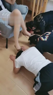 【丹祖宗】虐待羞辱前夫和现任 bf3742 -套路艾彩视频