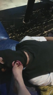 【甜甜】KTV虐狗-跪地唱征服 bf3467 -套路艾彩视频