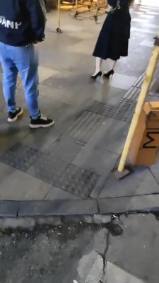 【梵高】路人美女颜值天花板踩踏 bf9138 -套路艾彩视频