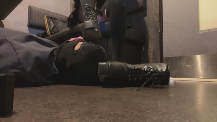 【开发素人】日本素人美女在歌厅碾压狗奴才 bf7693 -套路艾彩视频
