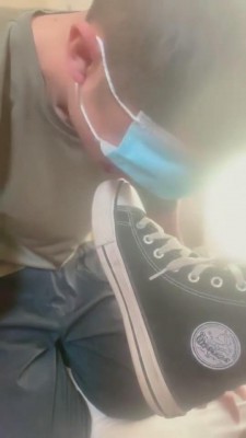 【莜莜】帆布鞋超臭棉袜羞辱狗 bf7289 -套路艾彩视频