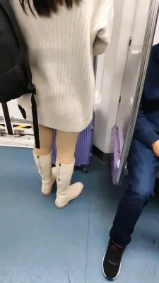 【梵高】00帆布鞋路人小姐姐重力踩踏 bf9162 -套路艾彩视频