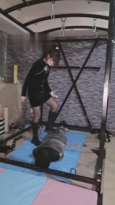 【夏夏绳缚】圈养狗的生活 bf7217 -套路艾彩视频