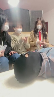 【雪莉】跟素人姐妹玩耍随便调男友狗 bf7049 -套路艾彩视频