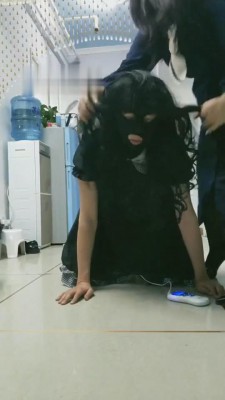 【情侣月儿】CD变装奴-耳光/圣水/锁电击 bf6954 -套路艾彩视频