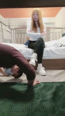 【小猫咪】运动女神重度踩踏/骑马专场 bf6821 -套路艾彩视频