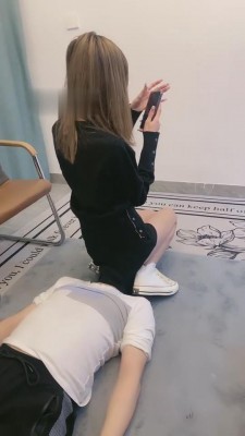 【希希子】双S玩弄小贱狗-强迫深喉 bf6867 -套路艾彩视频