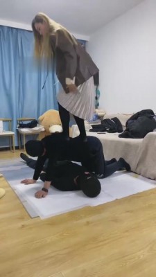 【二宝】脏东西喂食暴力狠揍双狗 bf6458 -套路艾彩视频