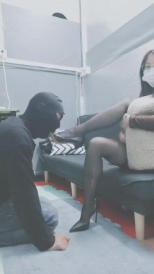 【灵竹】脚责-耳光惩罚 bf6609 -套路艾彩视频