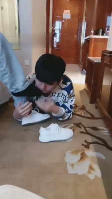 【小妍】原味棉袜女神羞辱男友 bf6383 -套路艾彩视频
