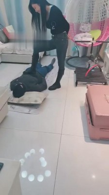 【夕微】御姐模特全体重跳踩/耳光 bf5885 -套路艾彩视频