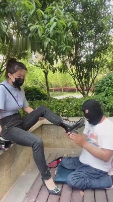 【巴莉女王】楼下羞辱狗畜生 bf10878 -套路艾彩视频