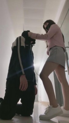 【风吟女神】学姐图书馆门外调学弟 bf11032 -套路艾彩视频