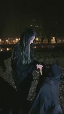 【领主老大】酒吧陪酒女虐待路人 bf11044 -套路艾彩视频