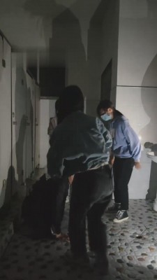 【最抗揍M】群殴-精神小妹暴揍专场 bf11166 -套路艾彩视频