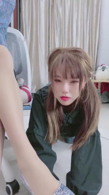 【美离子】超美女奴吃丝袜/吃口水/高跟羞辱 bf11248 -套路艾彩视频