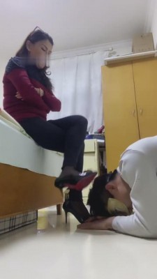 【浮华】女老板下班把下属调成家奴 bf9851 -套路艾彩视频