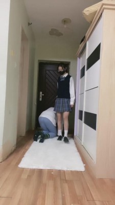 【罗宾】JK小姐姐欺负18岁学弟 bf9897 -套路艾彩视频