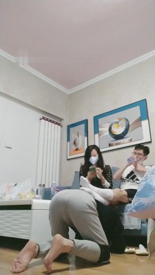 【情侣月儿】面试情侣的套套狗 bf8207 -套路艾彩视频