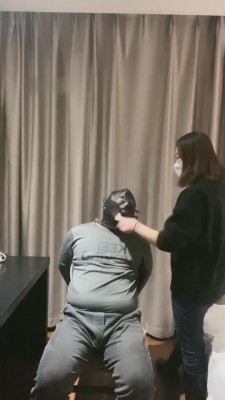 【糖糖】骑马捆绑+暴力耳光/无非想狠揍狗畜生 bf8204 -套路艾彩视频