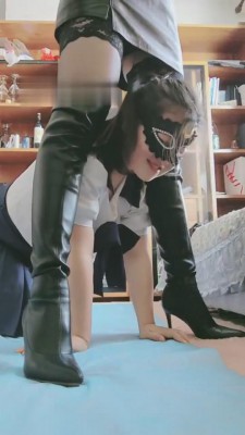 【薇薇】长靴黑丝女神调母畜【双视角版】 bf8335 -套路艾彩视频