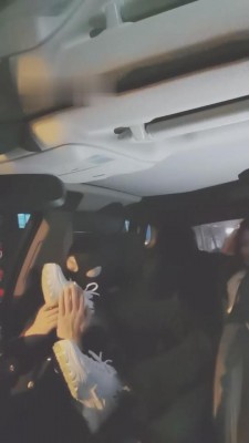 【巴莉女王】诱惑专车司机舔棉袜脚 bf8471 -套路艾彩视频