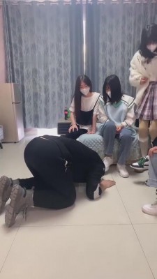 【精神小妹】精彩-群素人暴力虐狗/超爽场 bf8956 -套路艾彩视频