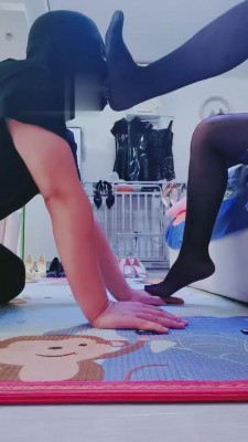 【漠然女神】丝袜高跟恋足场 bf4828 -套路艾彩视频