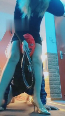 【东营天香百合】高跟鞋脚下之辱 bf5673 -套路艾彩视频